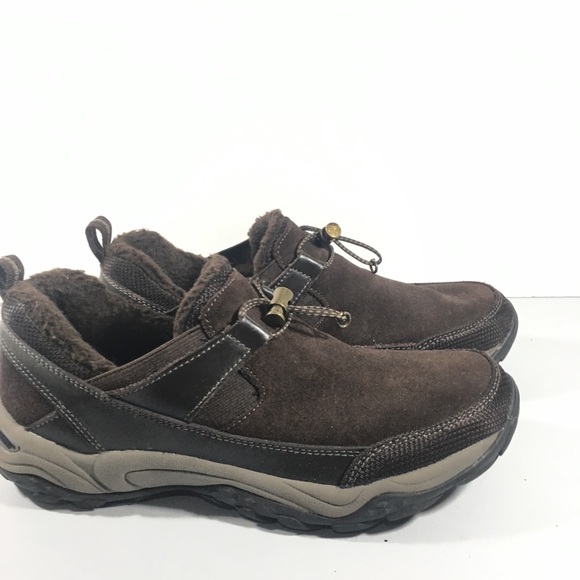 khombu slip on shoes